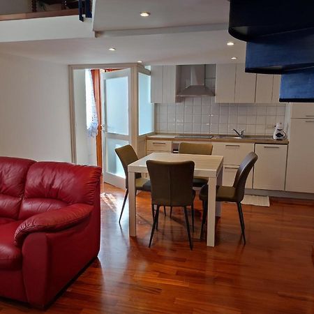 Marina Apartment City Centre Каляри Екстериор снимка