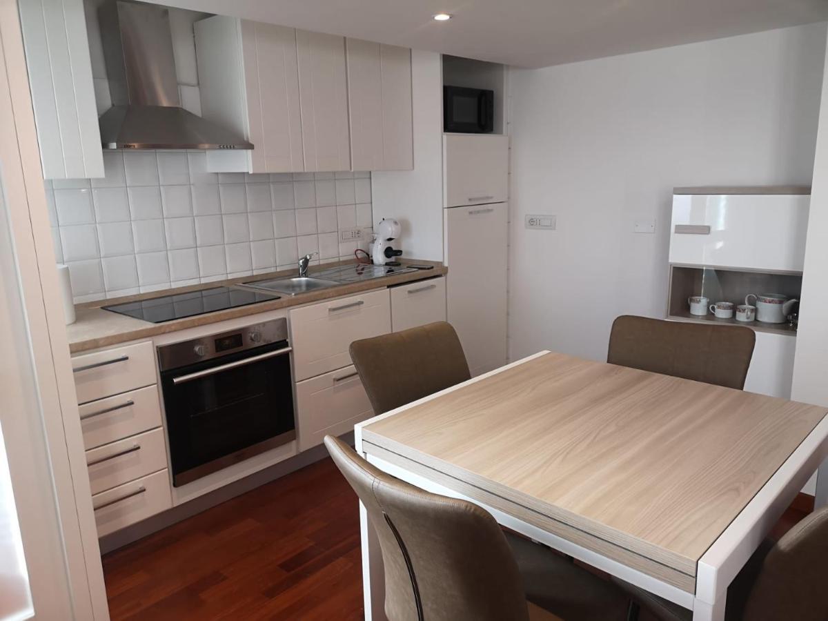 Marina Apartment City Centre Каляри Екстериор снимка