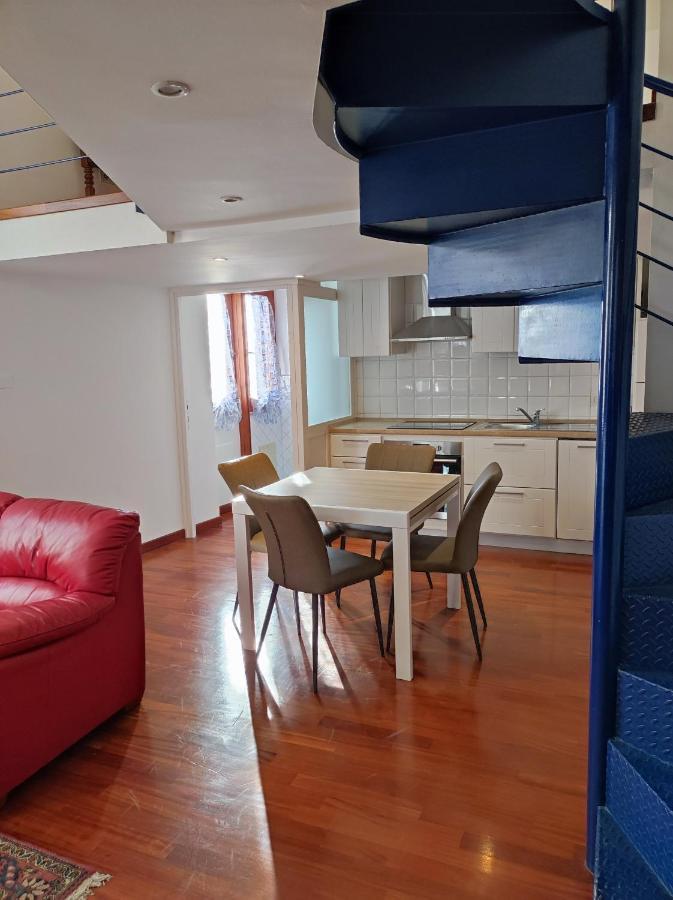 Marina Apartment City Centre Каляри Екстериор снимка