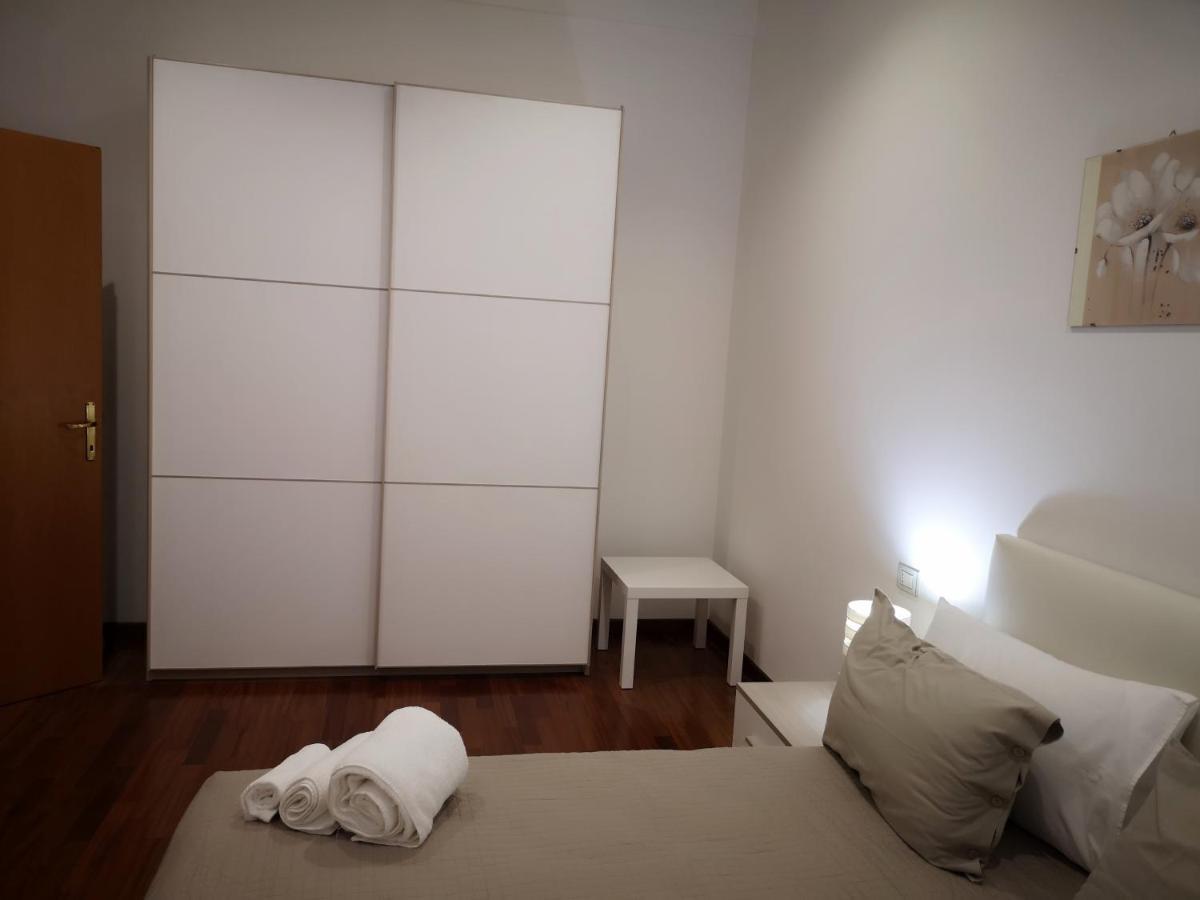 Marina Apartment City Centre Каляри Екстериор снимка