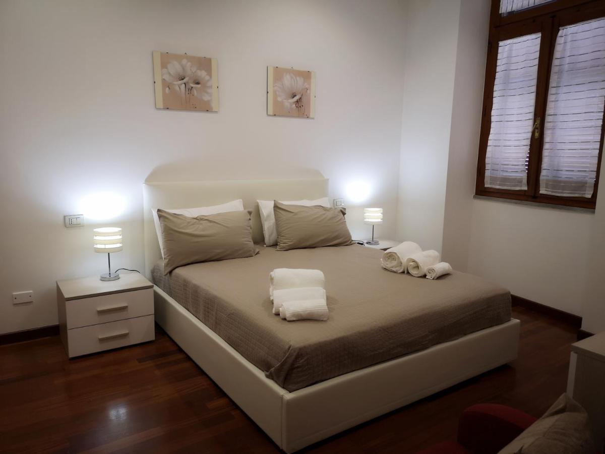 Marina Apartment City Centre Каляри Екстериор снимка