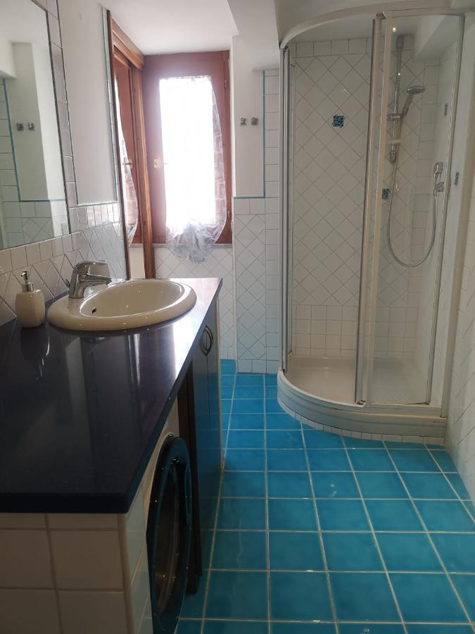 Marina Apartment City Centre Каляри Екстериор снимка
