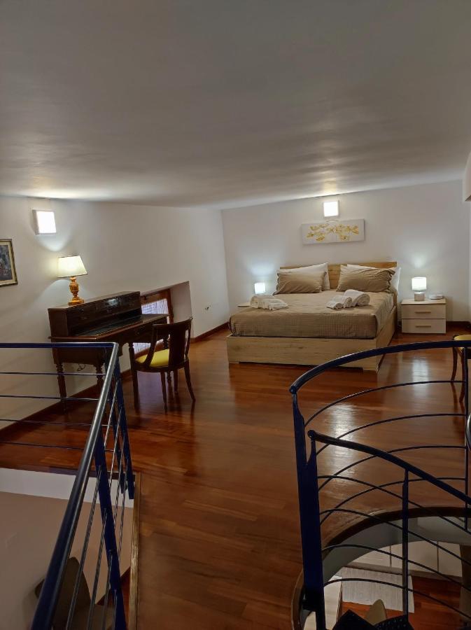 Marina Apartment City Centre Каляри Екстериор снимка
